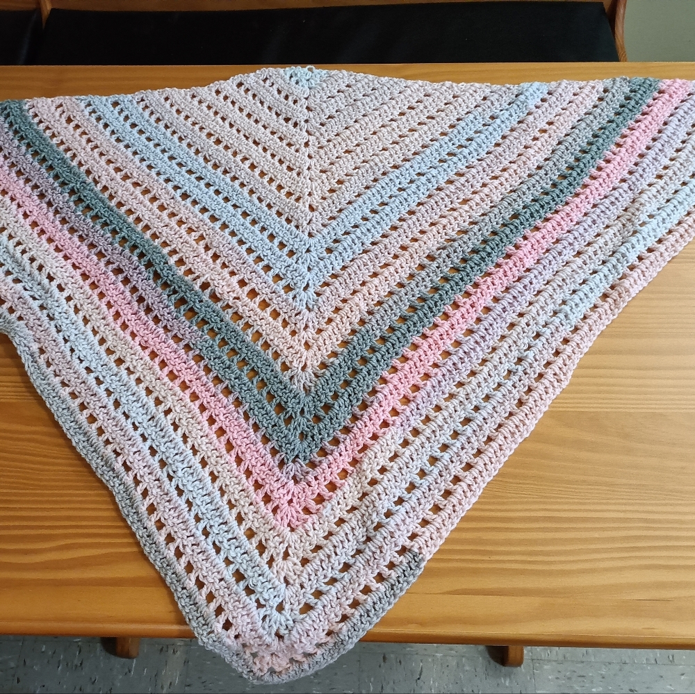 Easy Breezy Shawl